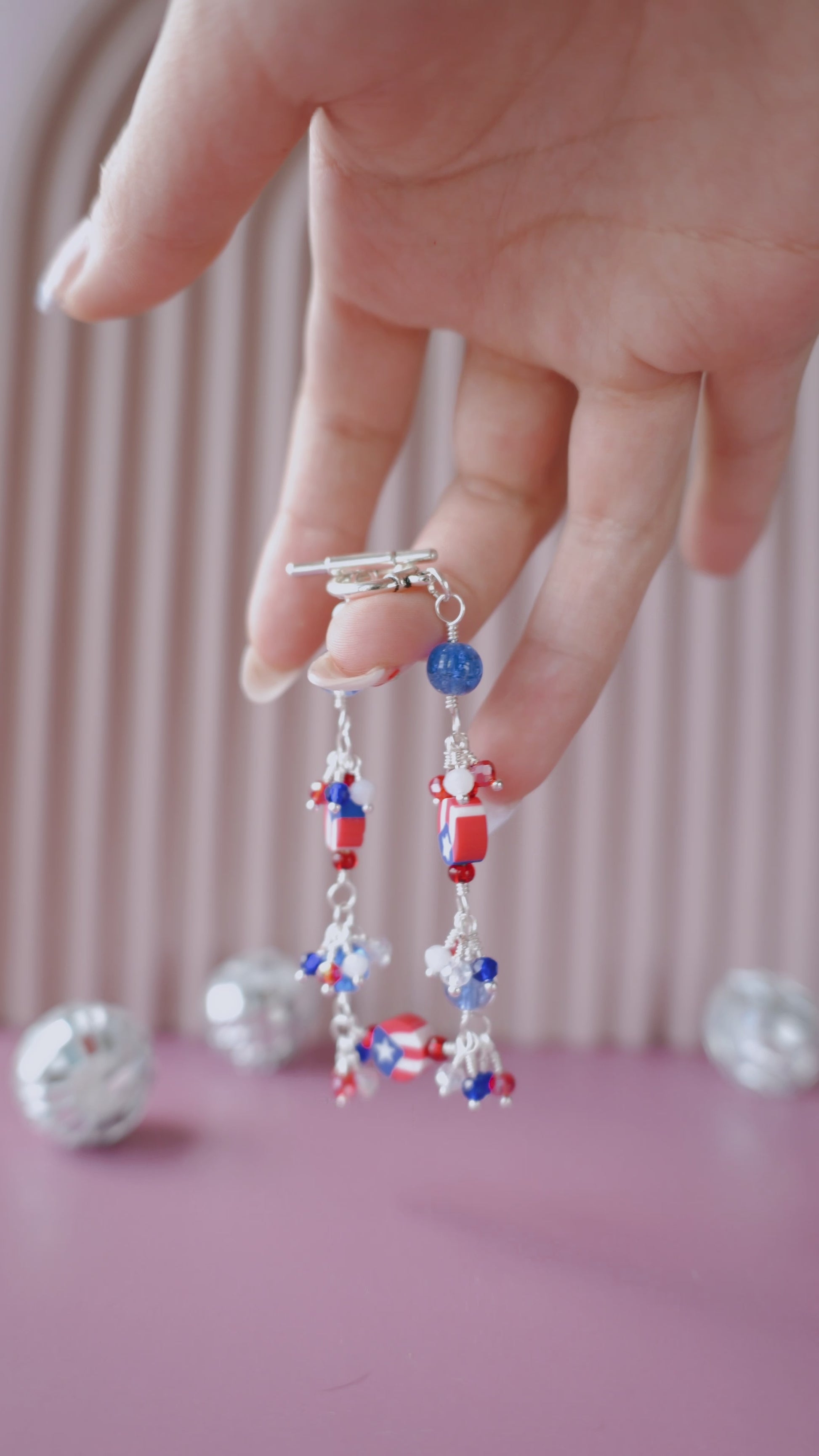 Silver wire-wrapped Puerto Rican Flag Beaded bracelet | Braceliss