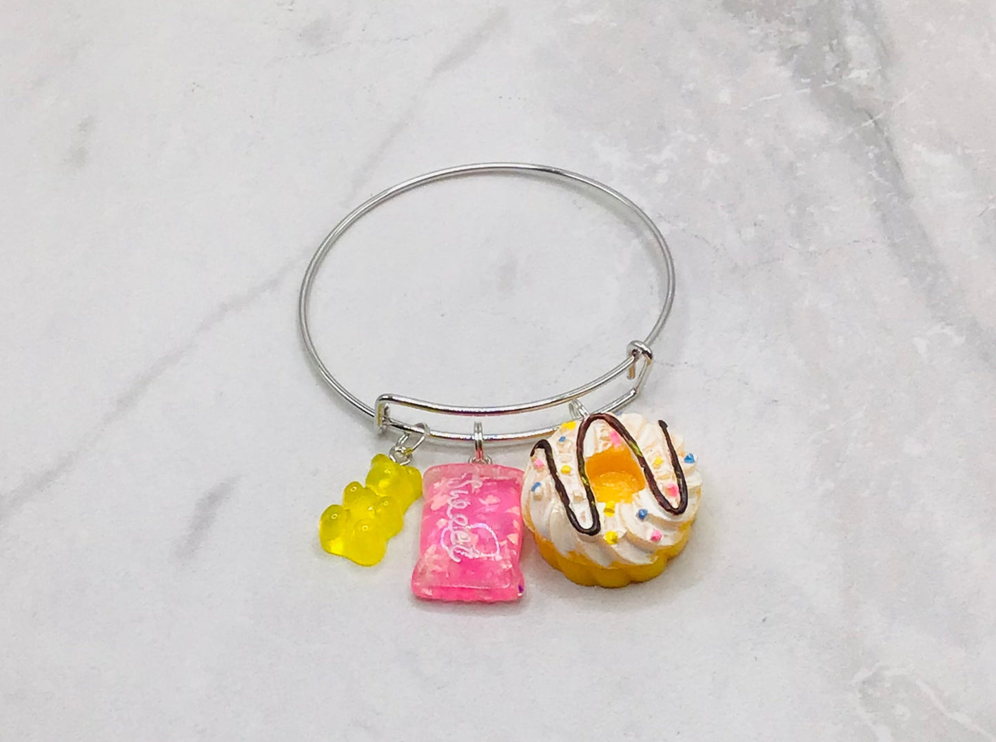 Donut Bangle - silver adjustable charm bangle - braceliss
