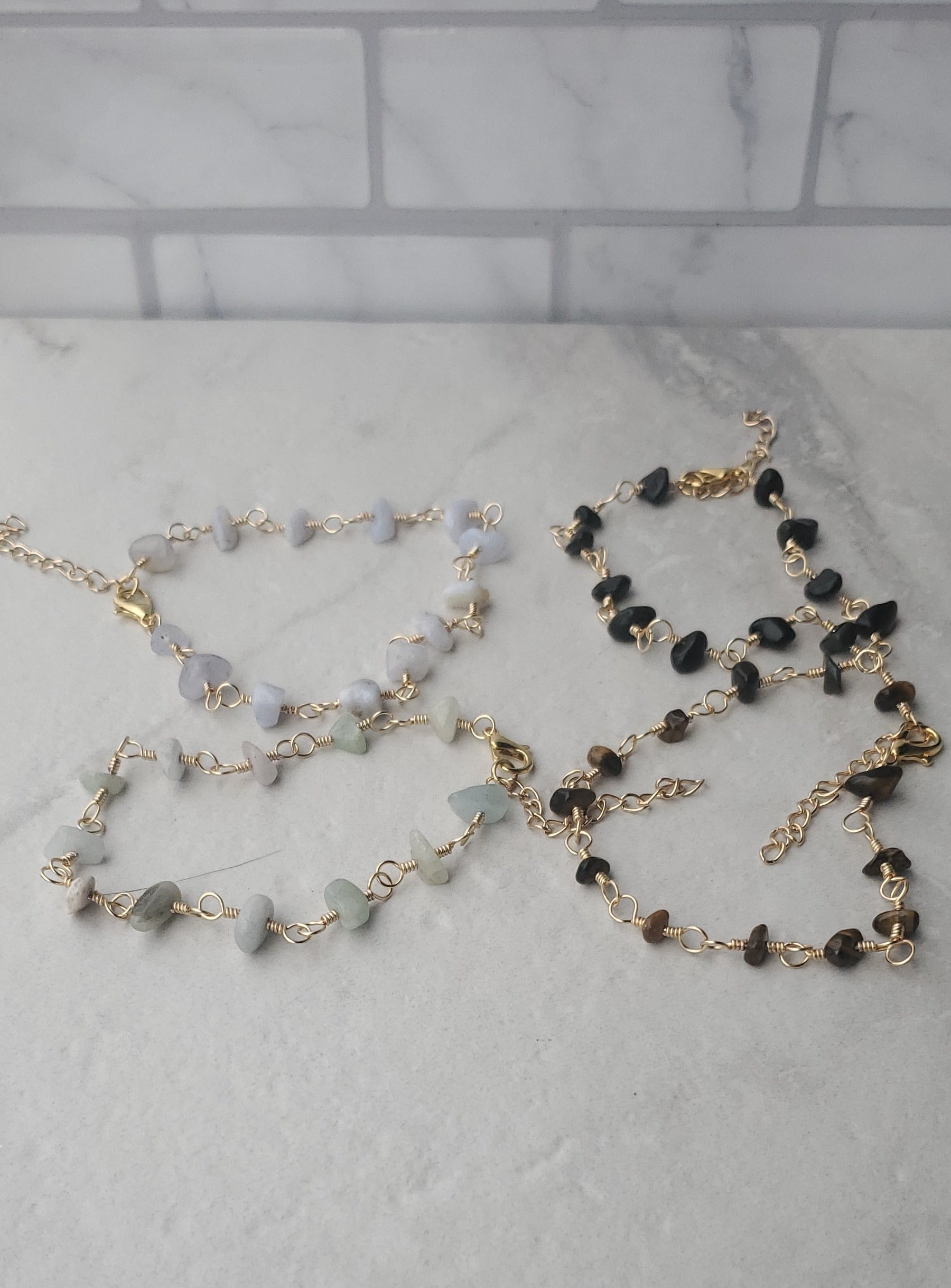 Crystal chip anklets - dainty gold anklets - braceliss