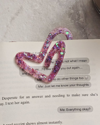 (PRE-ORDER) Heart Paperclip Bookmark | Handmade Resin Bookish Gift