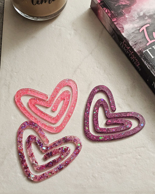 (PRE-ORDER) Heart Paperclip Bookmark | Handmade Resin Bookish Gift