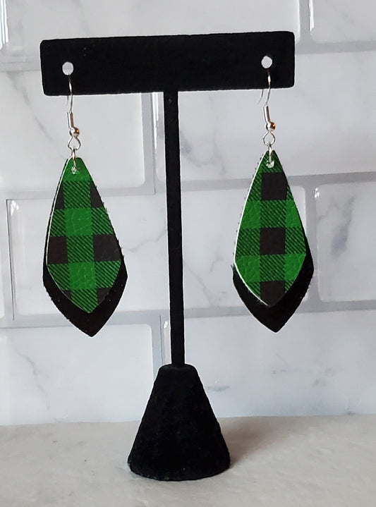 Green Buffalo Plaid Earrings - Layered Faux leather earrings - Braceliss