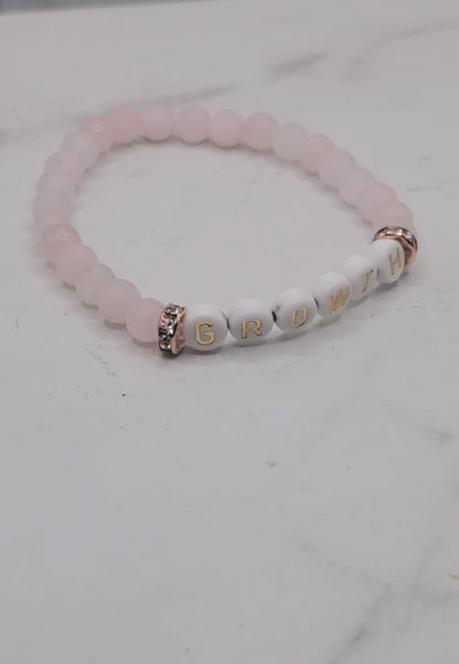 Growth beaded word bracelet | Inspirational stretch bracelet video | Braceliss