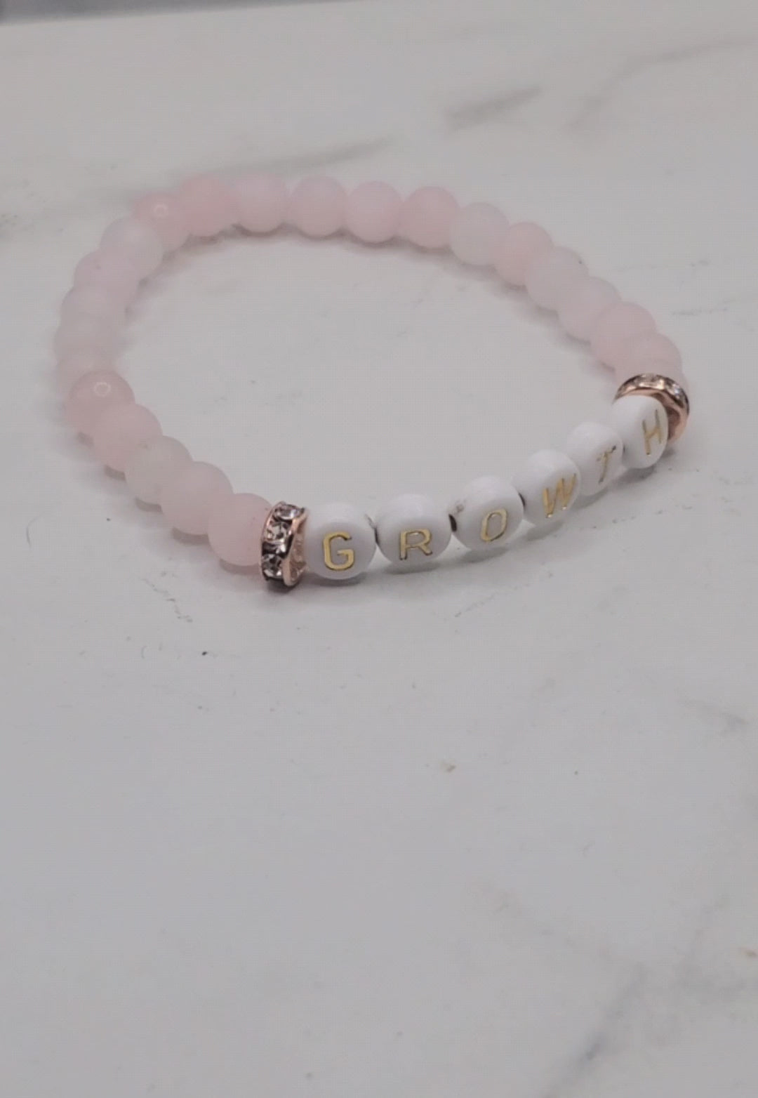 Growth beaded word bracelet | Inspirational stretch bracelet video | Braceliss
